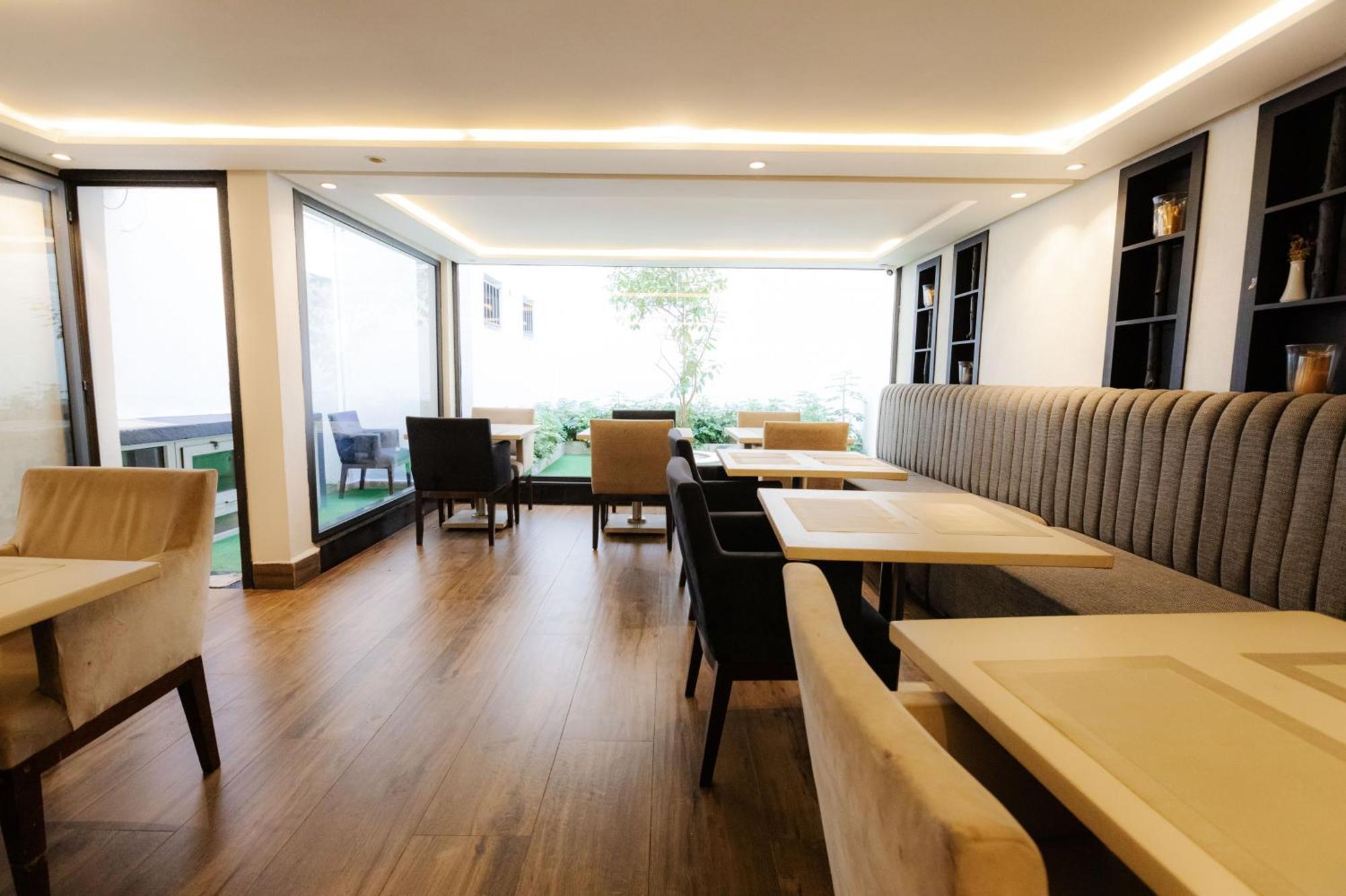 Windsor Hotel City Center คาซาบลังกา ภายนอก รูปภาพ
